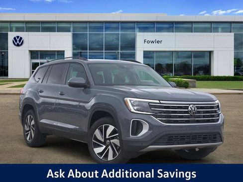 New 2026 Volkswagen Atlas SE FWD image 1