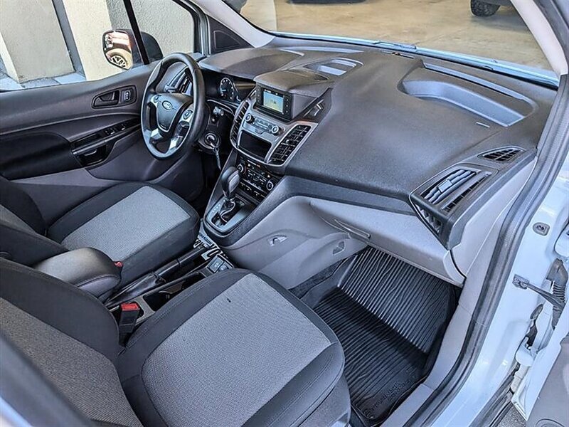 Used 2020 Ford Transit Connect XL FWD image 4