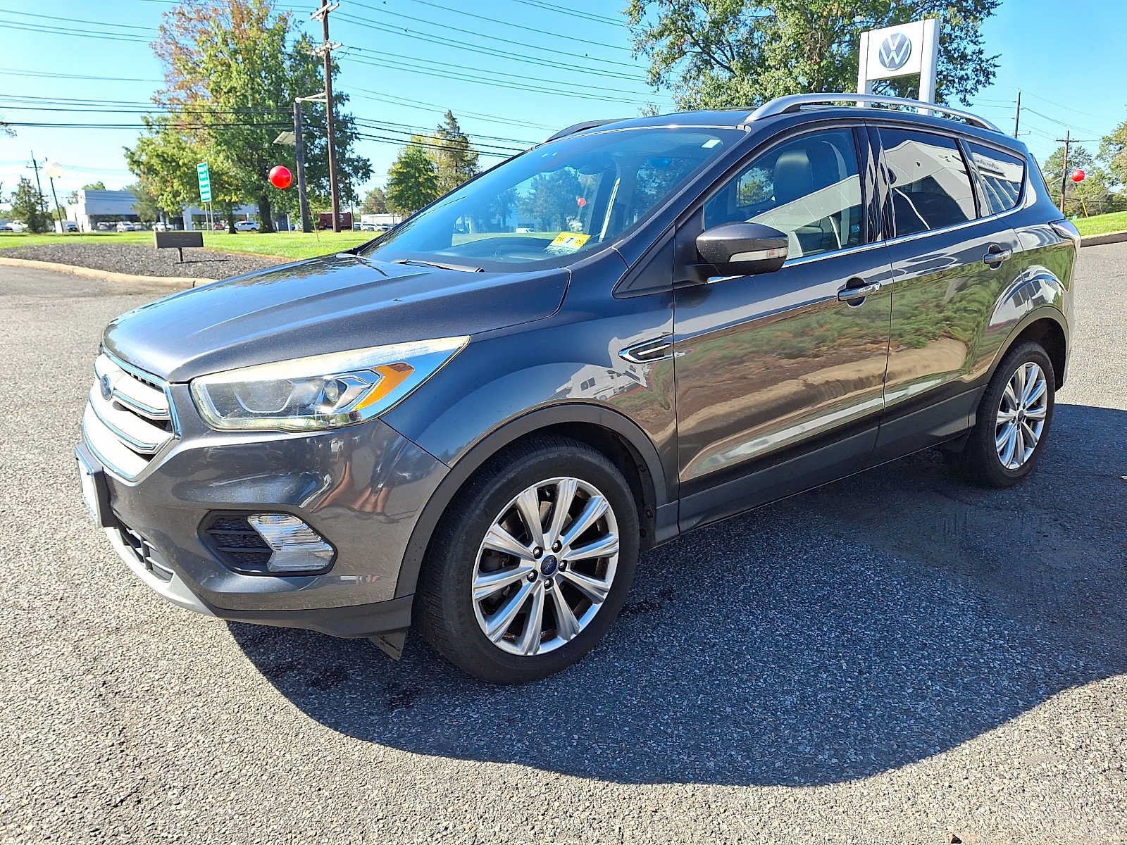 Used 2017 Ford Escape Titanium AWD/4WD image 3