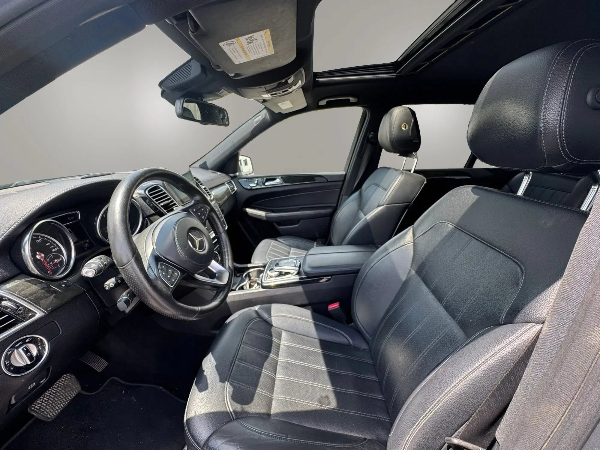 Used 2017 Mercedes-Benz GLS 450 4MATIC w/ Premium Package image 11