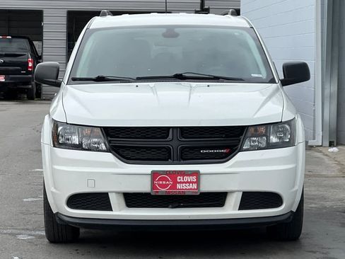 Used 2020 Dodge Journey SE w/ Blacktop Package image 11