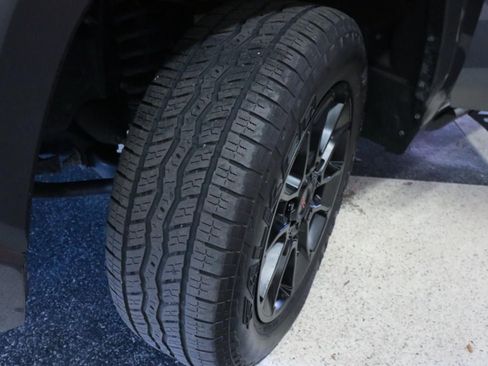 Used 2023 Toyota Tundra SR5 AWD/4WD image 7