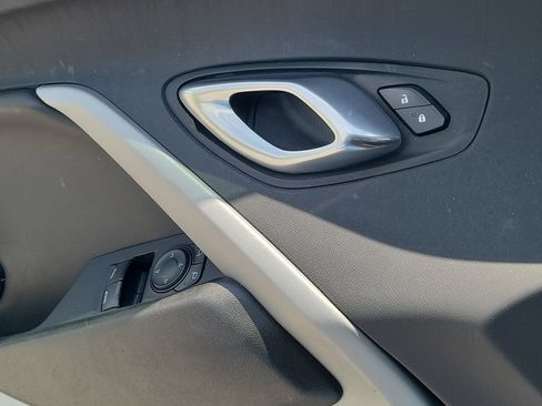 Used 2023 Chevrolet Camaro SS RWD image 15
