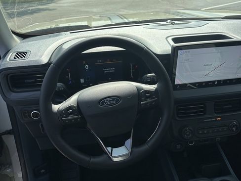 New 2025 Ford Maverick Lariat w/ Black Appearance Package image 15