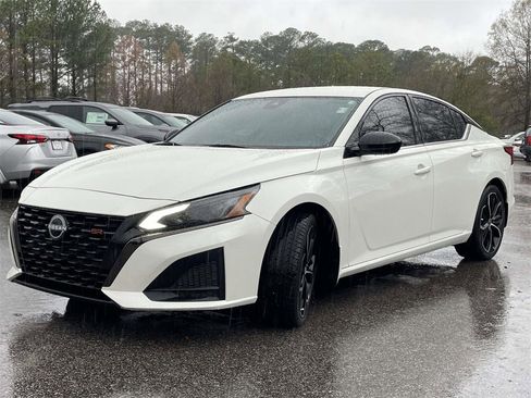 Used 2023 Nissan Altima 2.5 SR image 8