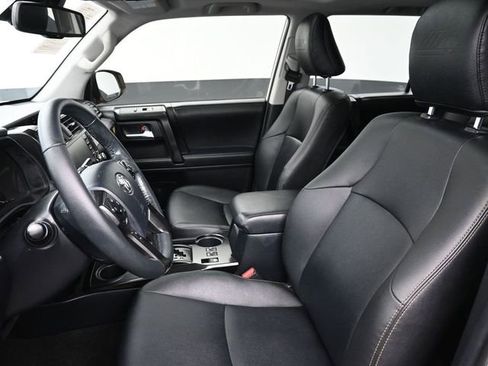 Certified 2023 Toyota 4Runner 40th Anniversary SE image 30