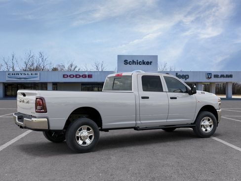 New 2026 RAM 2500 Tradesman AWD/4WD image 35