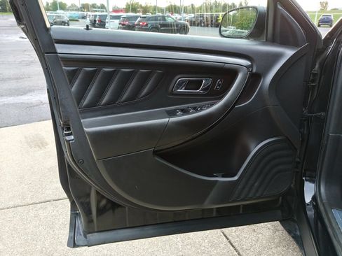 Used 2016 Ford Taurus SHO w/ Equipment Group 401A AWD/4WD image 9