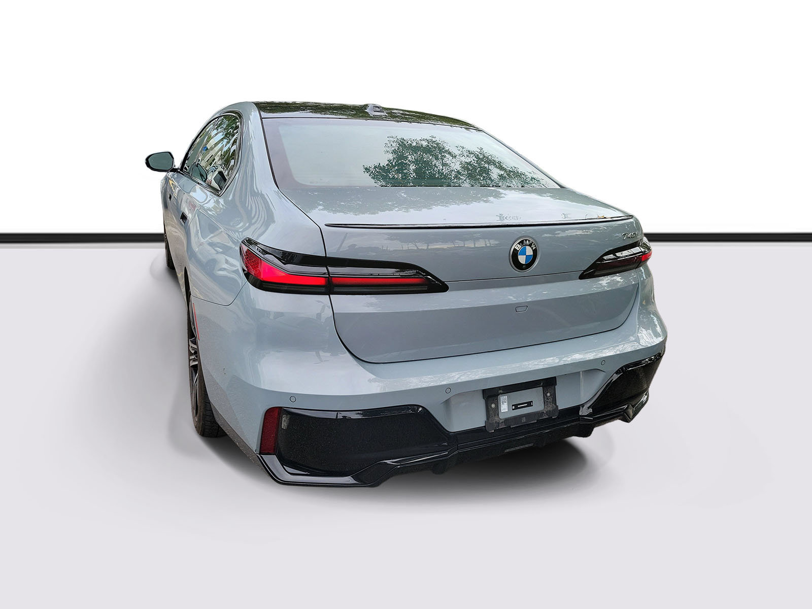 Certified 2024 BMW 740i RWD image 4