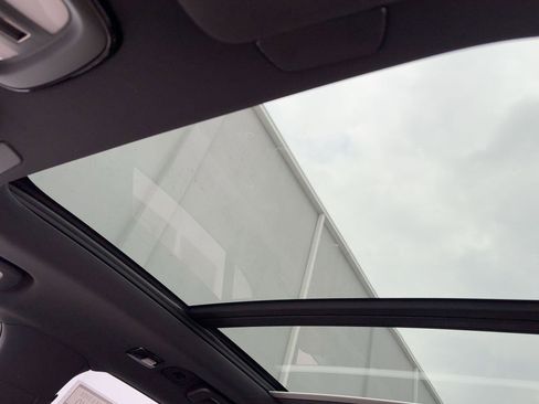 Certified 2025 Volvo XC90 B5 Plus image 14