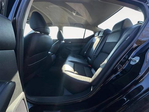 Used 2019 Nissan Altima 2.5 SR image 13