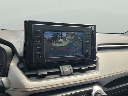 Used 2020 Toyota RAV4 XLE w/ Convenience Package AWD/4WD image 22