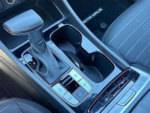 Used 2024 Hyundai Santa Cruz SEL image 17