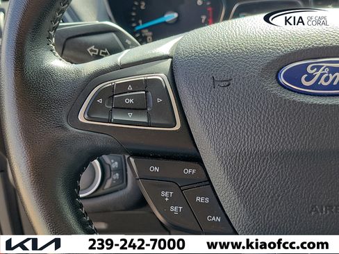 Used 2019 Ford Escape SE FWD image 24