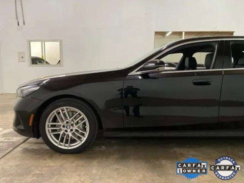 Used 2025 BMW 530i xDrive image 98