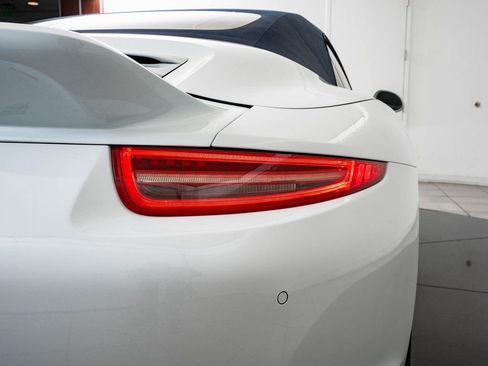 Used 2015 Porsche 911 Carrera image 24