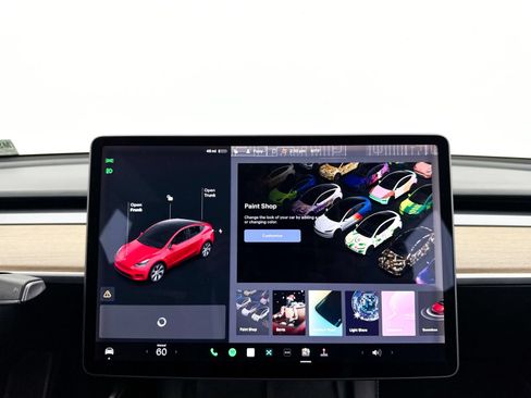 Used 2021 Tesla Model Y Long Range AWD/4WD image 23