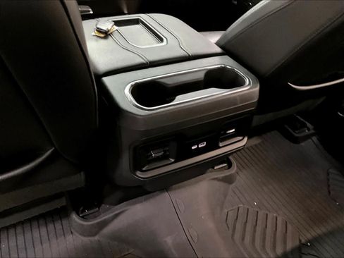 Used 2022 Chevrolet Silverado 1500 LT Trail Boss w/ Convenience Package II AWD/4WD image 36