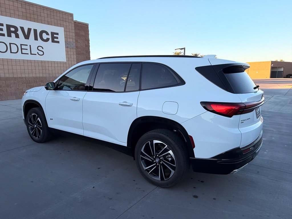 Used 2026 Buick Enclave Sport Touring AWD/4WD image 9