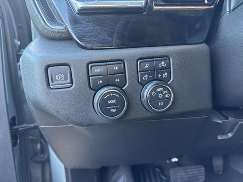 Used 2024 Chevrolet Silverado 2500 LTZ image 4