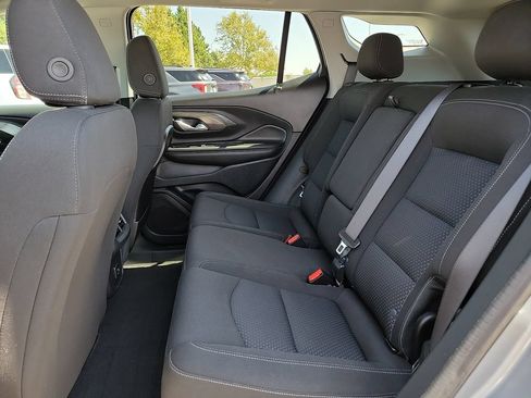 Used 2024 GMC Terrain SLE w/ Driver Convenience Package FWD image 19