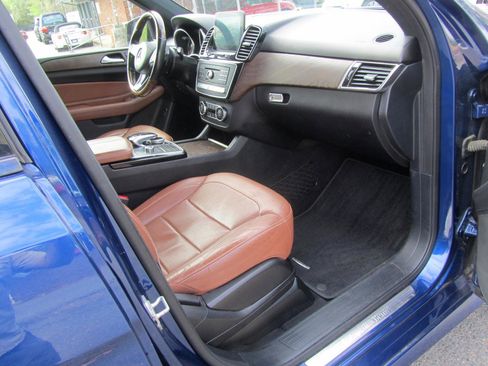 Used 2017 Mercedes-Benz GLE 350 4MATIC image 22