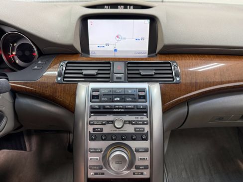 Used 2005 Acura RL AWD/4WD image 21