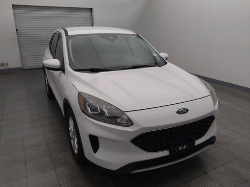 Used 2020 Ford Escape SE FWD image 14