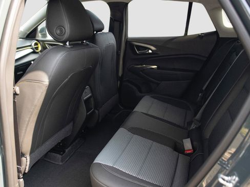 New 2025 Chevrolet Trax LT w/ Driver Confidence Package image 19