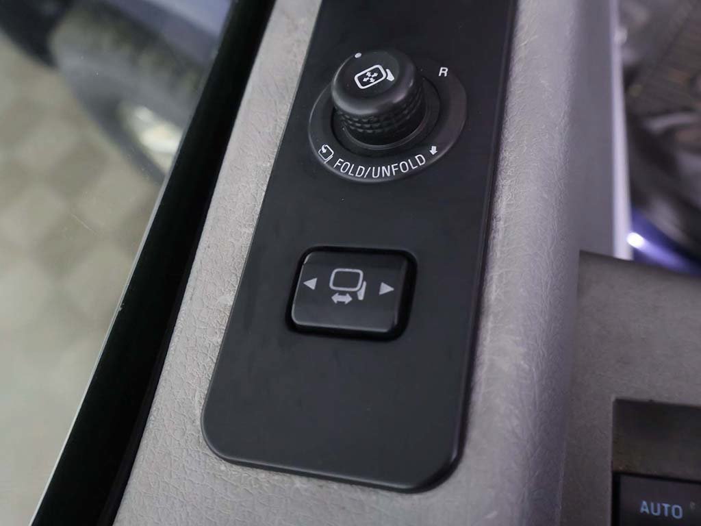 Used 2011 Ford F350 XLT w/ FX4 Off Road Pkg AWD/4WD image 19