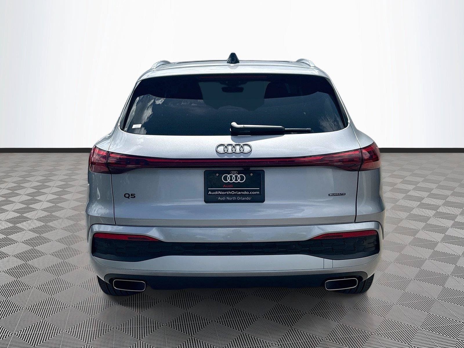 Certified 2025 Audi Q5 Premium AWD/4WD image 6