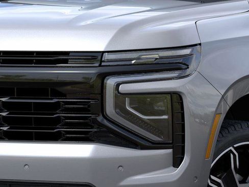 New 2026 Chevrolet Suburban RST image 10