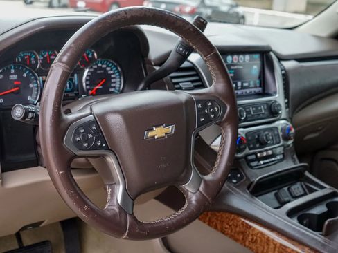 Used 2018 Chevrolet Suburban Premier w/ Max Trailering Package image 18
