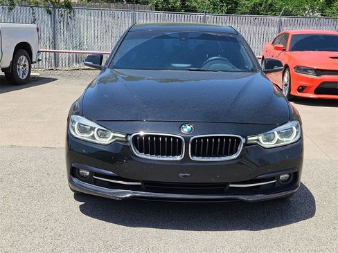 Used 2018 BMW 330i Sedan image 2