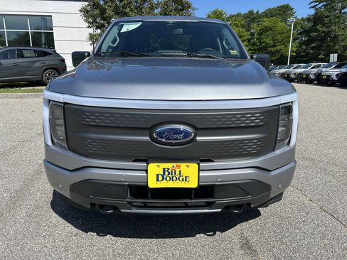 Used 2023 Ford F150 Lightning XLT AWD/4WD image 2