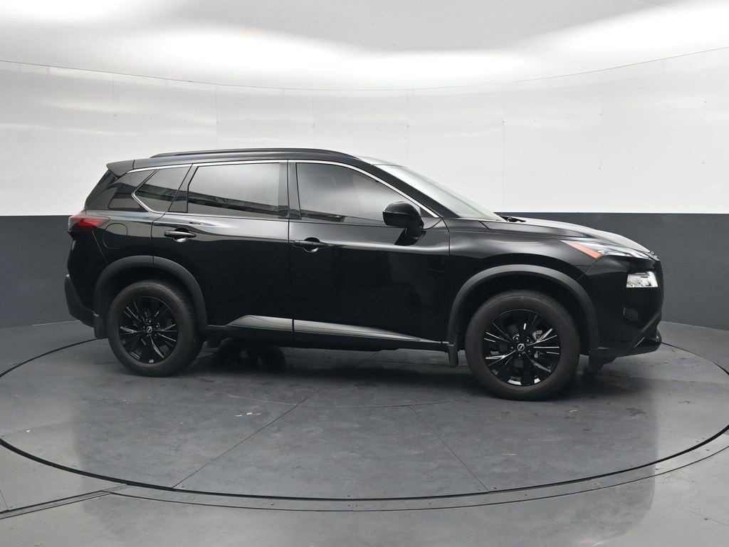Certified 2023 Nissan Rogue SV w/ SV Premium B Package AWD/4WD image 4