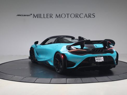 Used 2022 McLaren 765LT RWD image 5