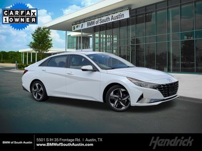 Used 2021 Hyundai Elantra SEL w/ Convenience + Premium Package