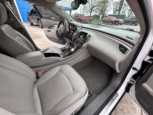 Used 2013 Buick LaCrosse Premium image 28