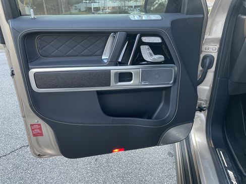 Certified 2025 Mercedes-Benz G 63 AMG 4MATIC image 16