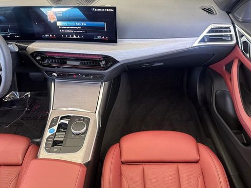 Used 2025 BMW i4 eDrive40 w/ Parking Assistance Package RWD image 28