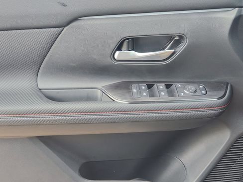 New 2026 Nissan Kicks SR image 21