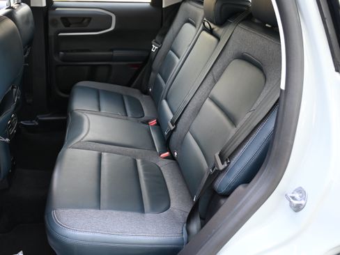 Used 2023 Ford Bronco Sport Outer Banks w/ Tech Package AWD/4WD image 31