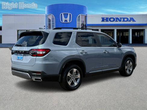 Used 2026 Honda Pilot EX-L image 8