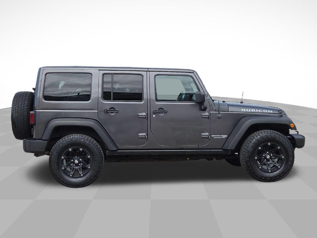 Used 2018 Jeep Wrangler Unlimited Rubicon w/ Cold Weather Group AWD/4WD image 2
