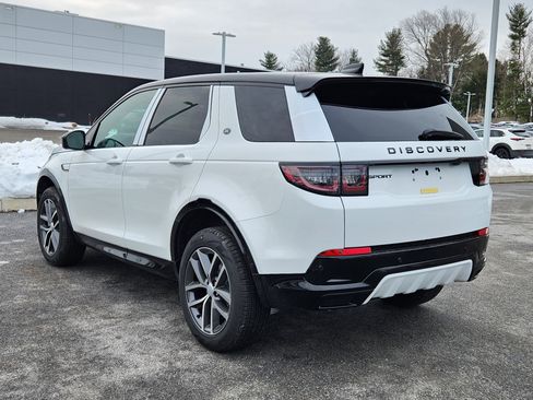 New 2026 Land Rover Discovery Sport Landmark image 3