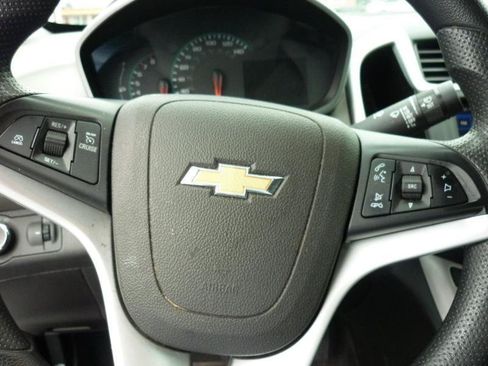Used 2020 Chevrolet Sonic LT FWD image 13