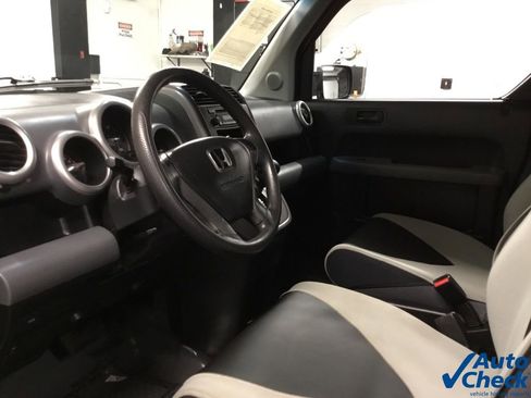 Used 2005 Honda Element LX image 20