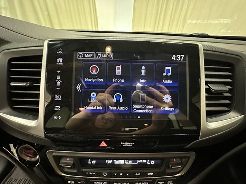 Used 2017 Honda Pilot Elite image 29