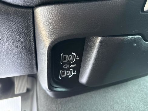 Used 2019 RAM 1500 Big Horn image 22